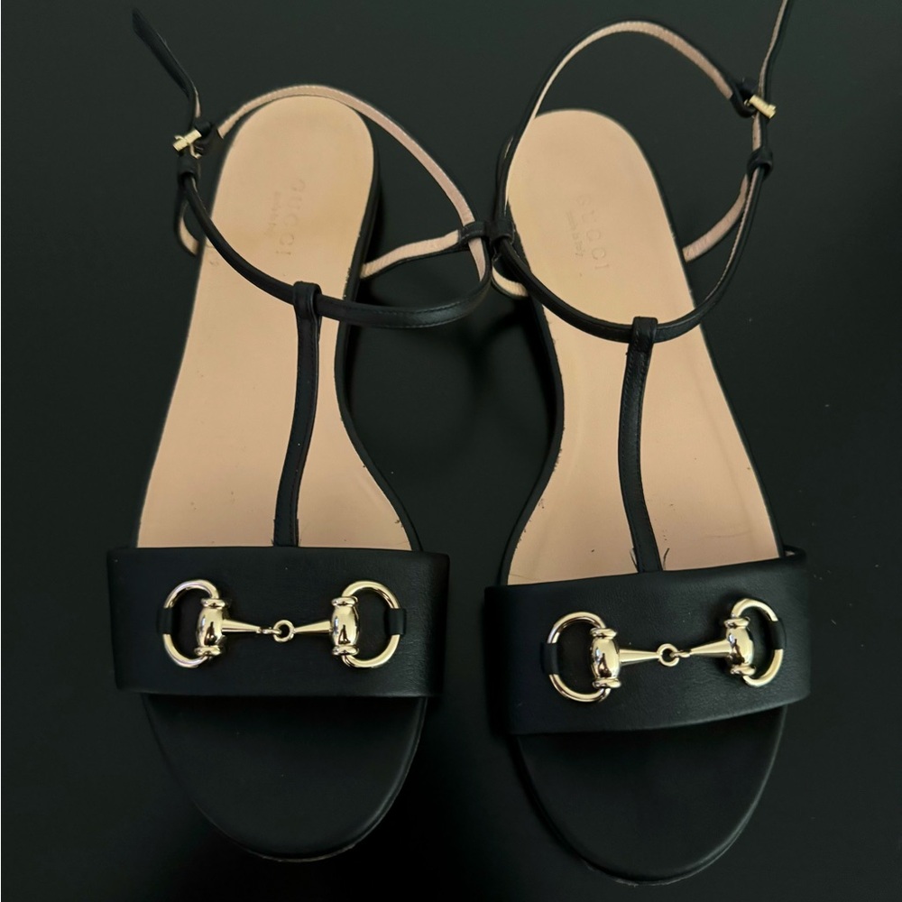 Gucci Womens Black Sandals Size 39